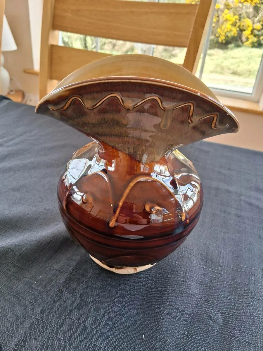 Castle Arch Pottery Vase - Image 1