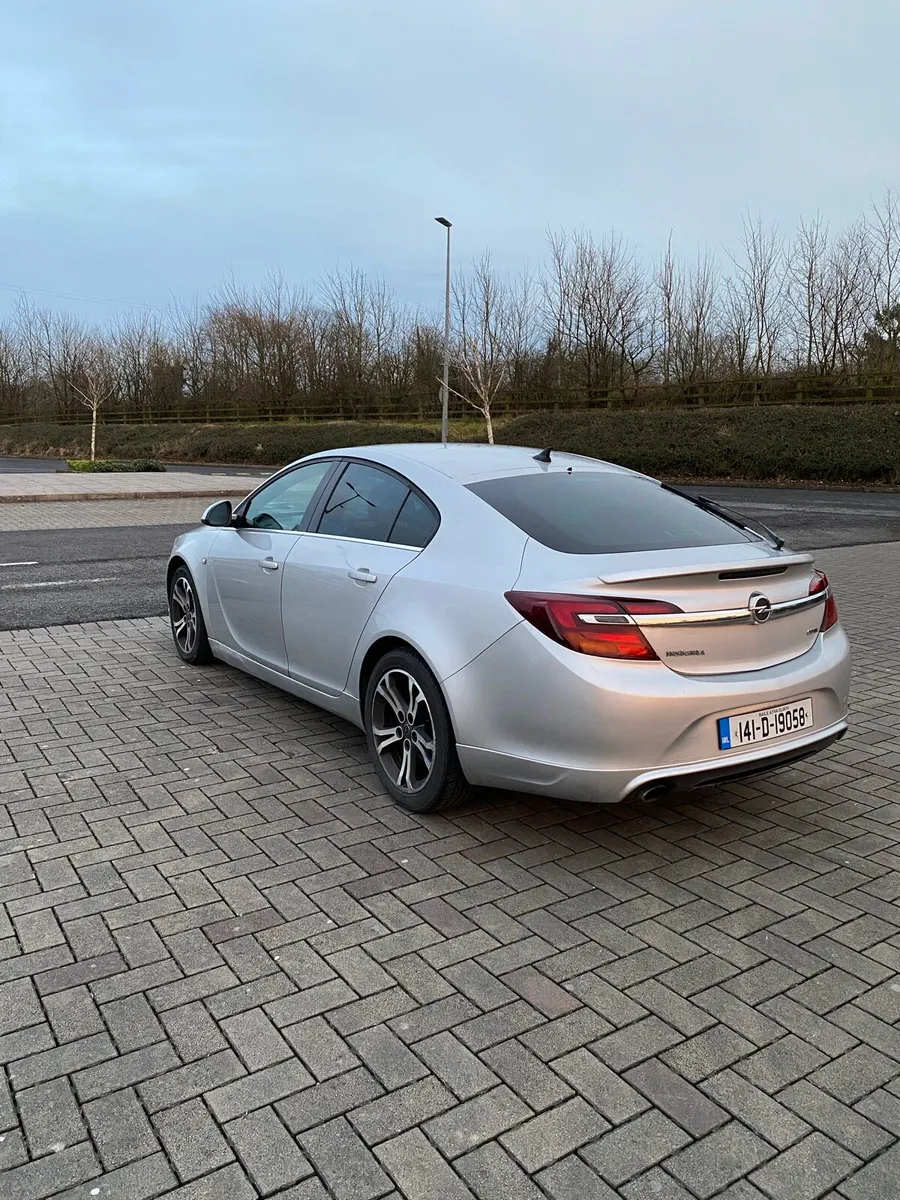 2014 Opel Insignia SRI - Image 2