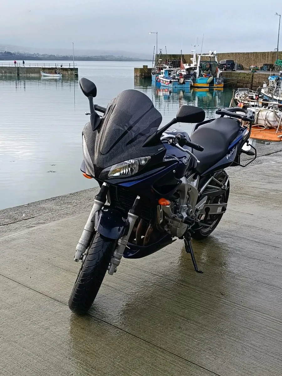 Yamaha FZ6 - Image 1