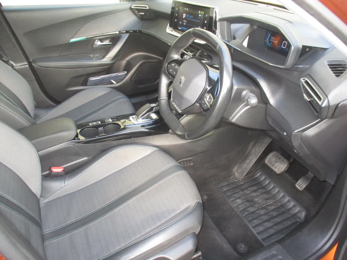 2021 PEUGEOT 2008 ALLURE 136BHP 50 KW AUTO - Image 3