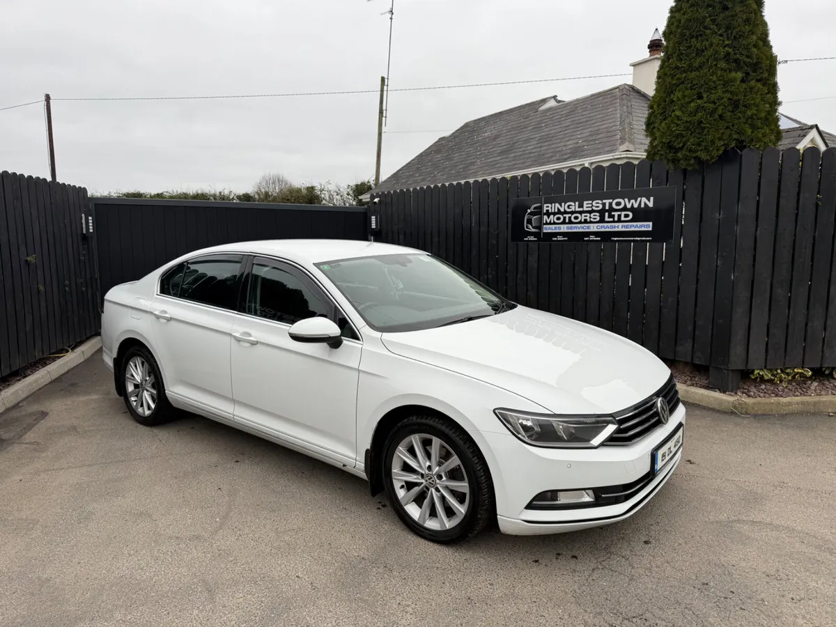 Volkswagen Passat 2015 - Image 1
