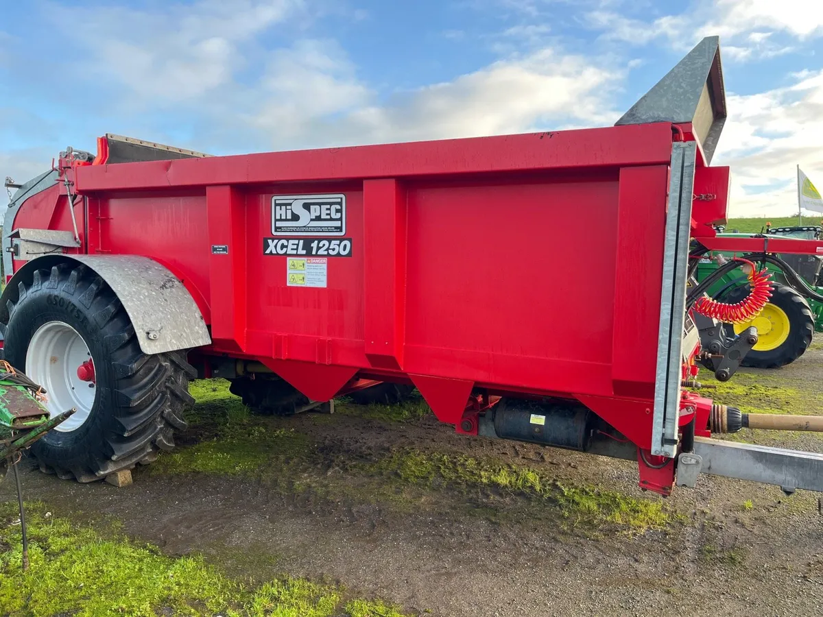 Hispec 1250 rear discharge spreader - Image 3