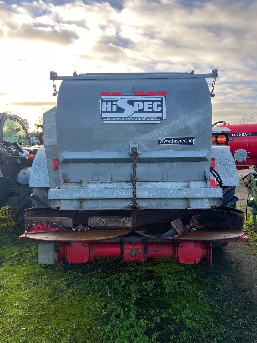 Hispec 1250 rear discharge spreader - Image 4