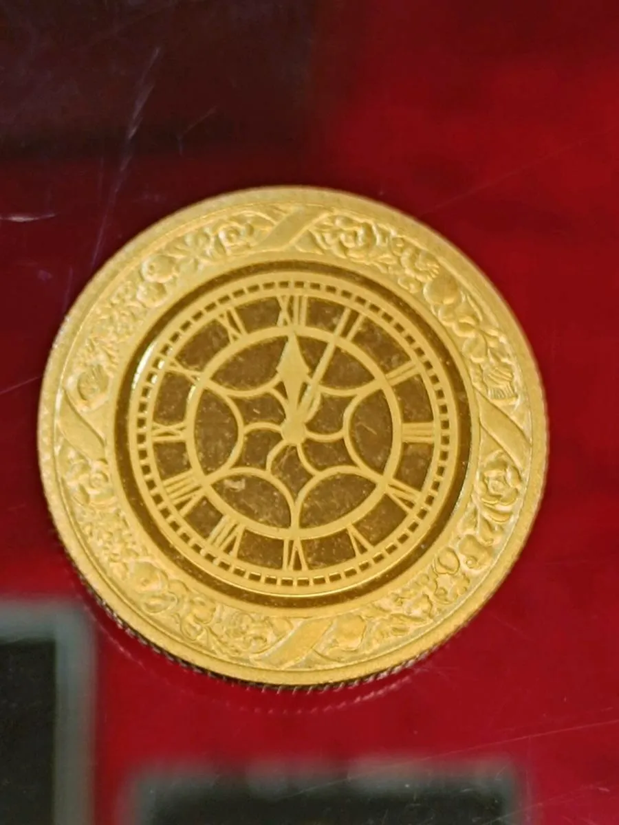 9k Gold Leinster House Coin - Image 2