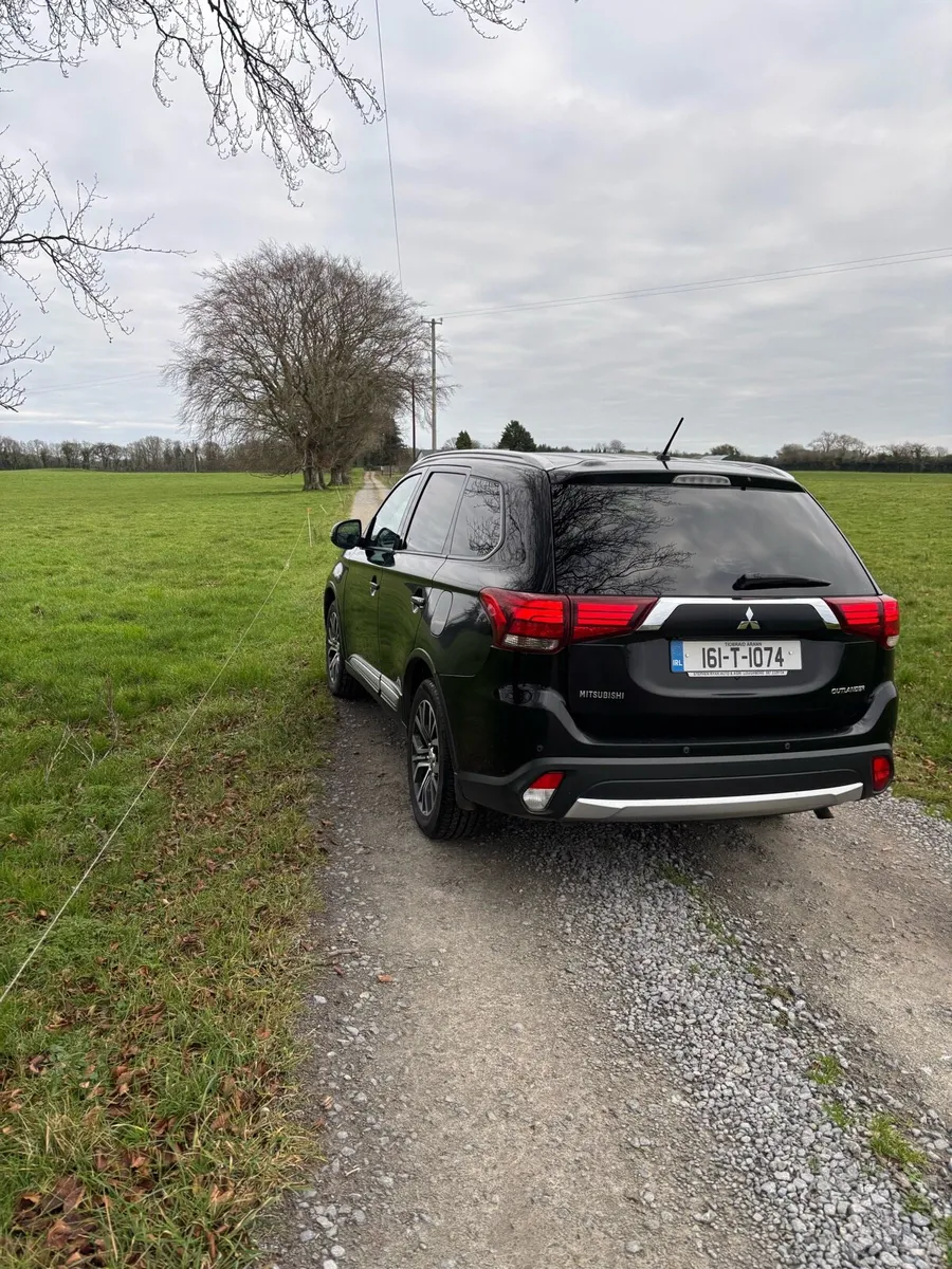 Mitsubishi outlander - Image 2