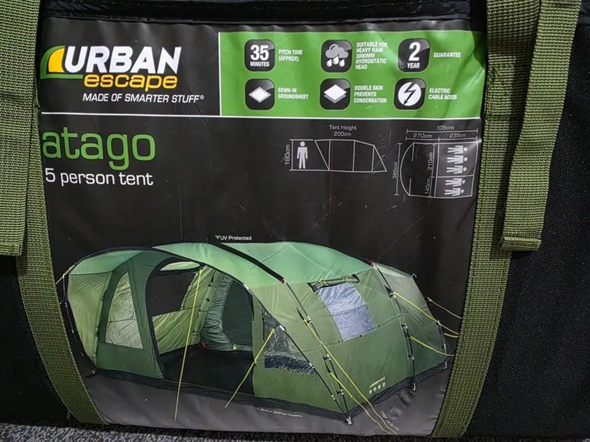 URBAN escape 5 man tent. Brand New (Never Opened) - Image 3