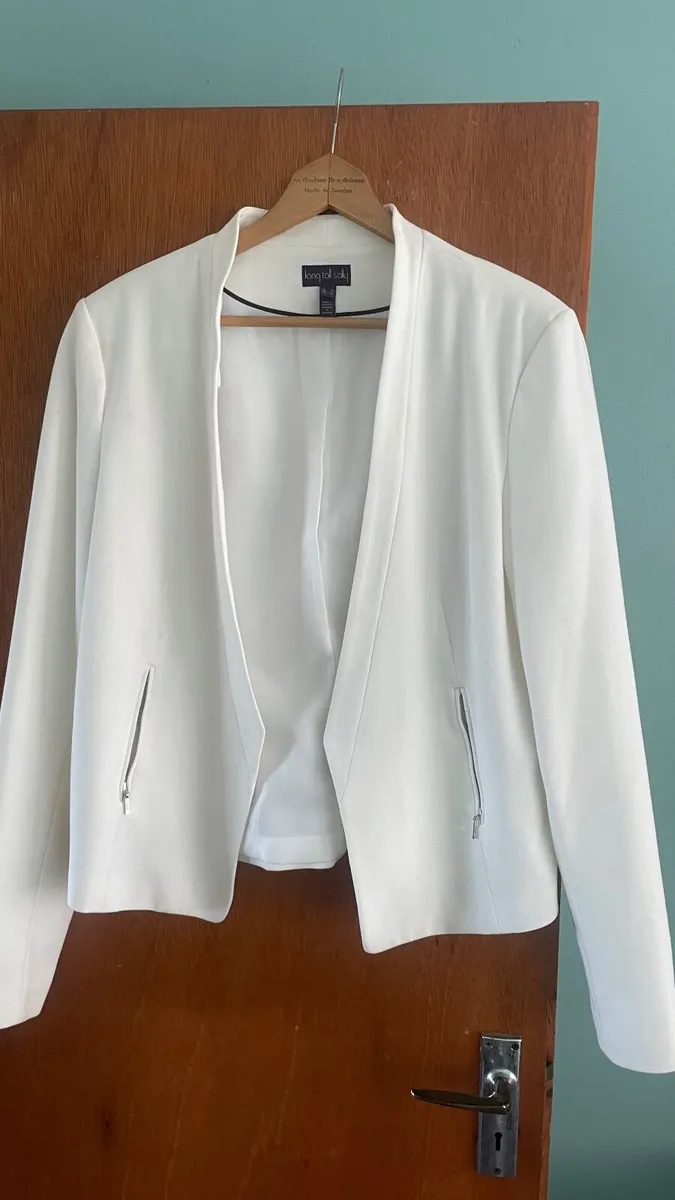 White blazer - Image 1