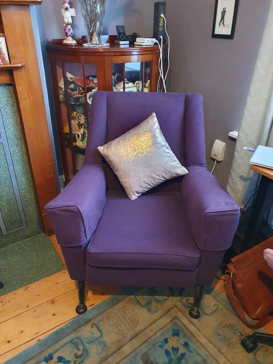 Armchairs x 2 - Image 1