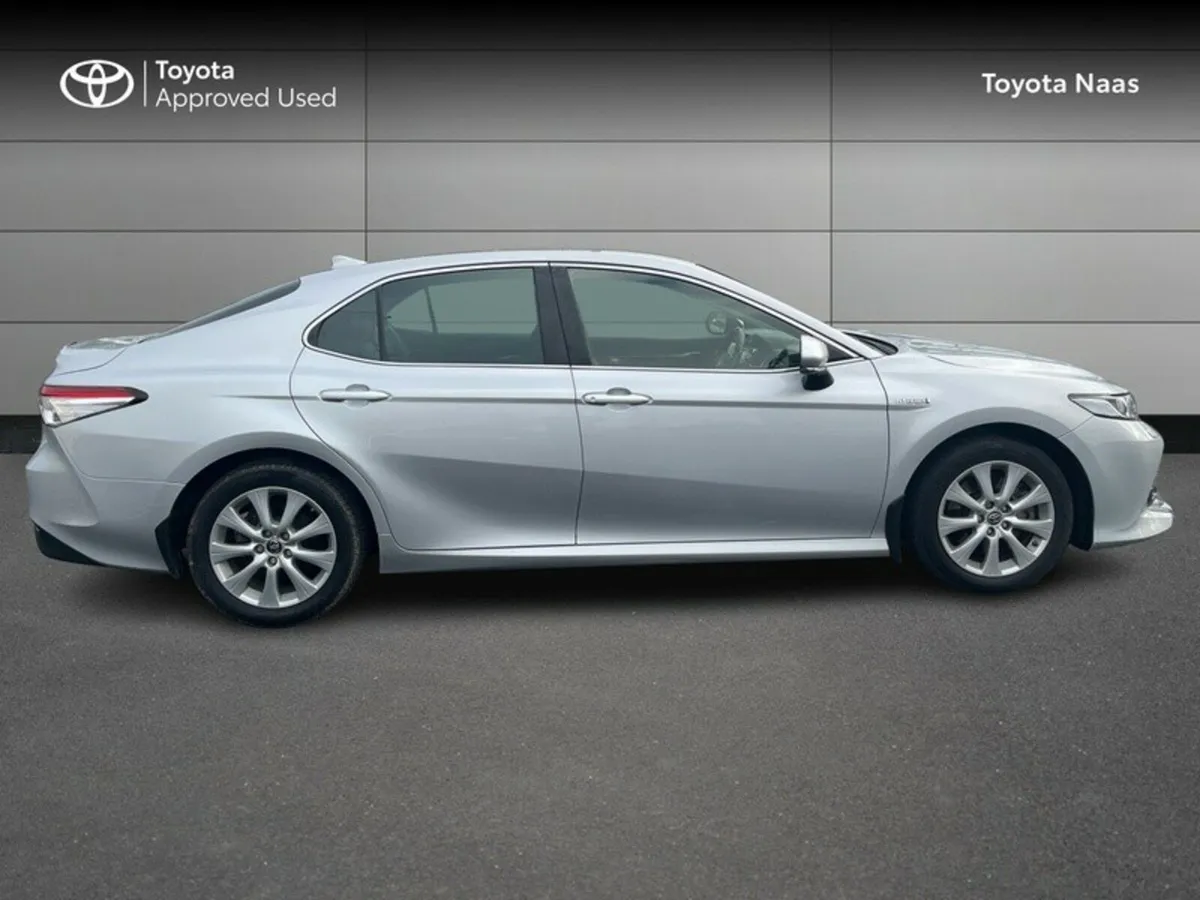 Toyota Camry 2.5 - Image 3