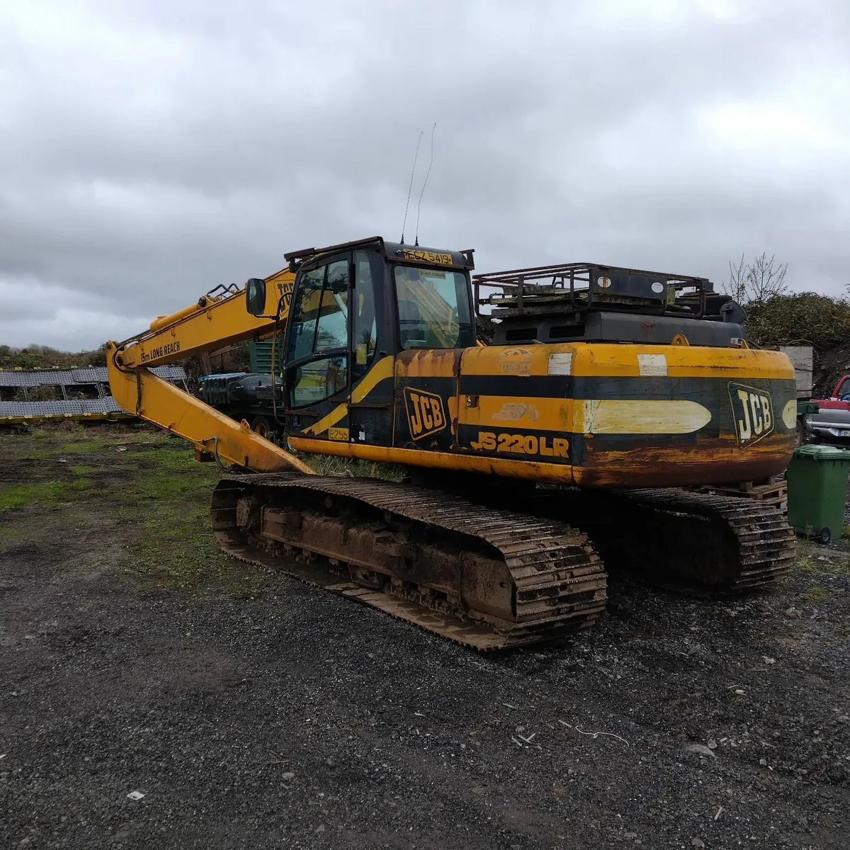JCB JS 220LR