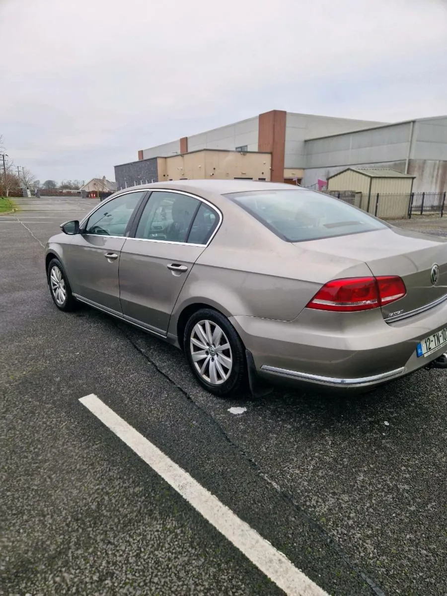VW passat 2012 275kms - Image 4