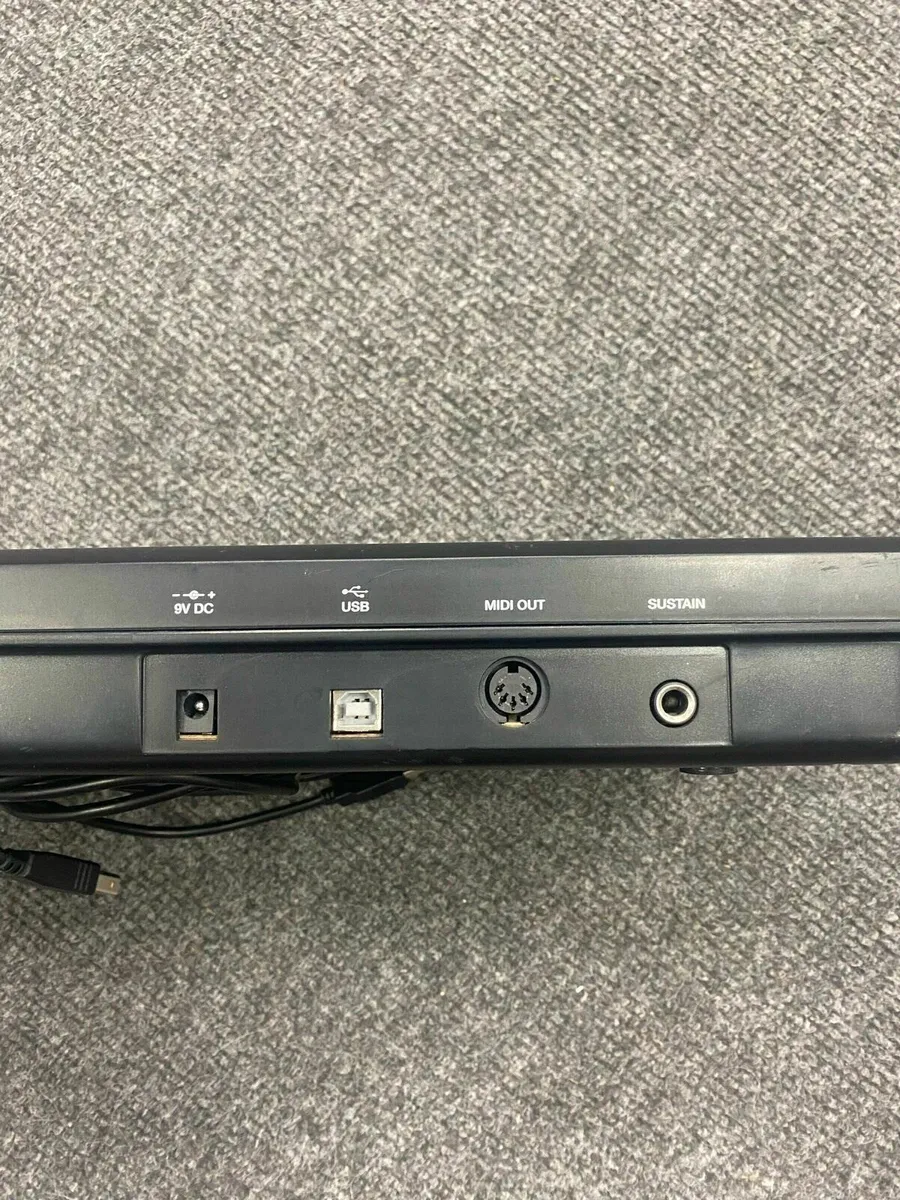 Alesis Q25 USB/MIDI Keyboard Controller - Image 3