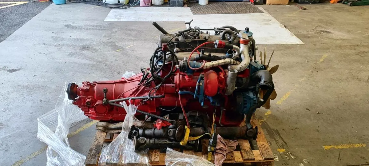 Mercedes 3.0 engine - Image 4