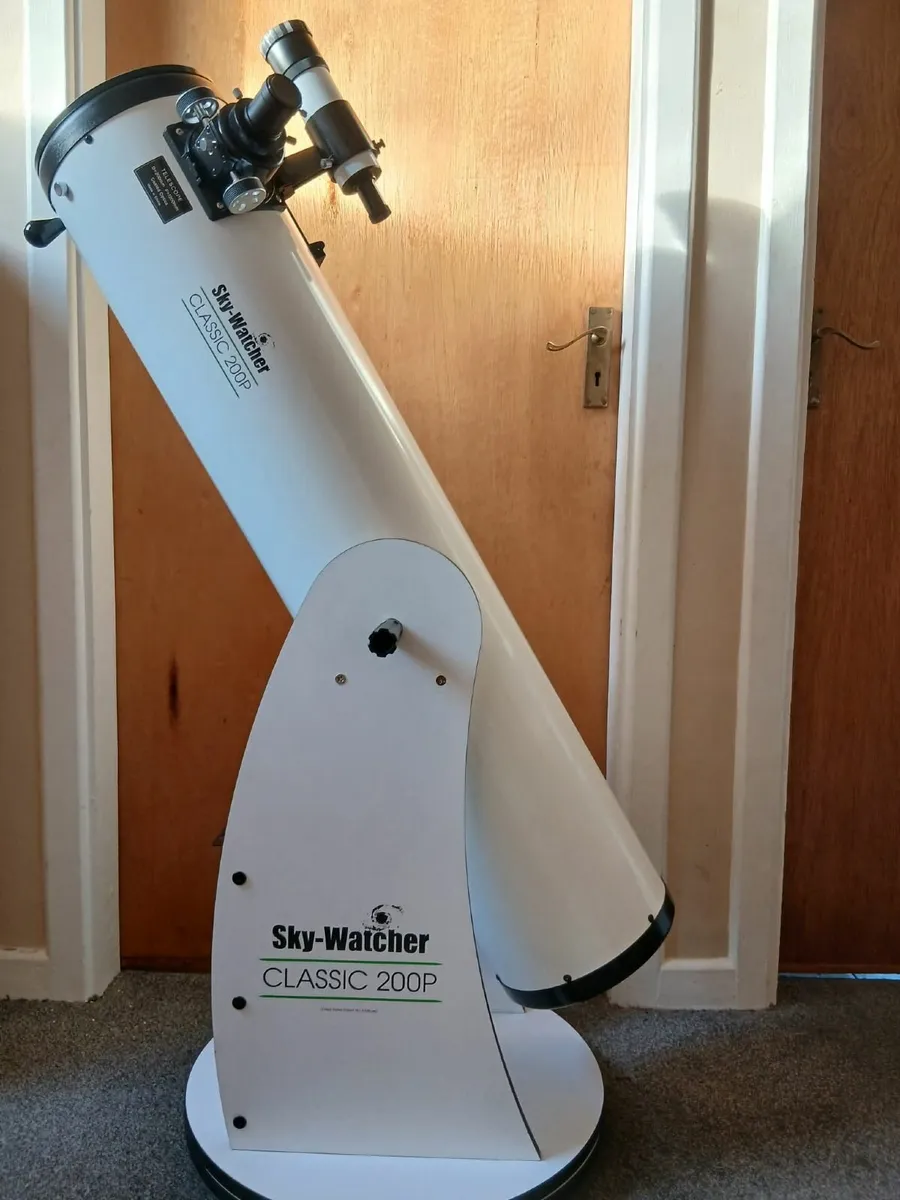 Telescope dobsonian 8" sky watcher - Image 1