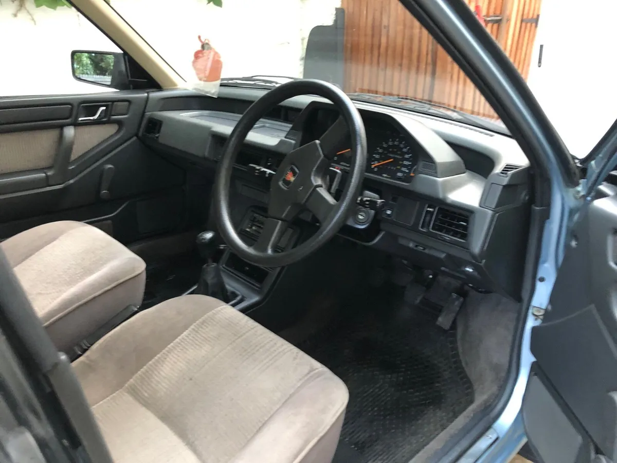 Rover 16 1987 - Image 4