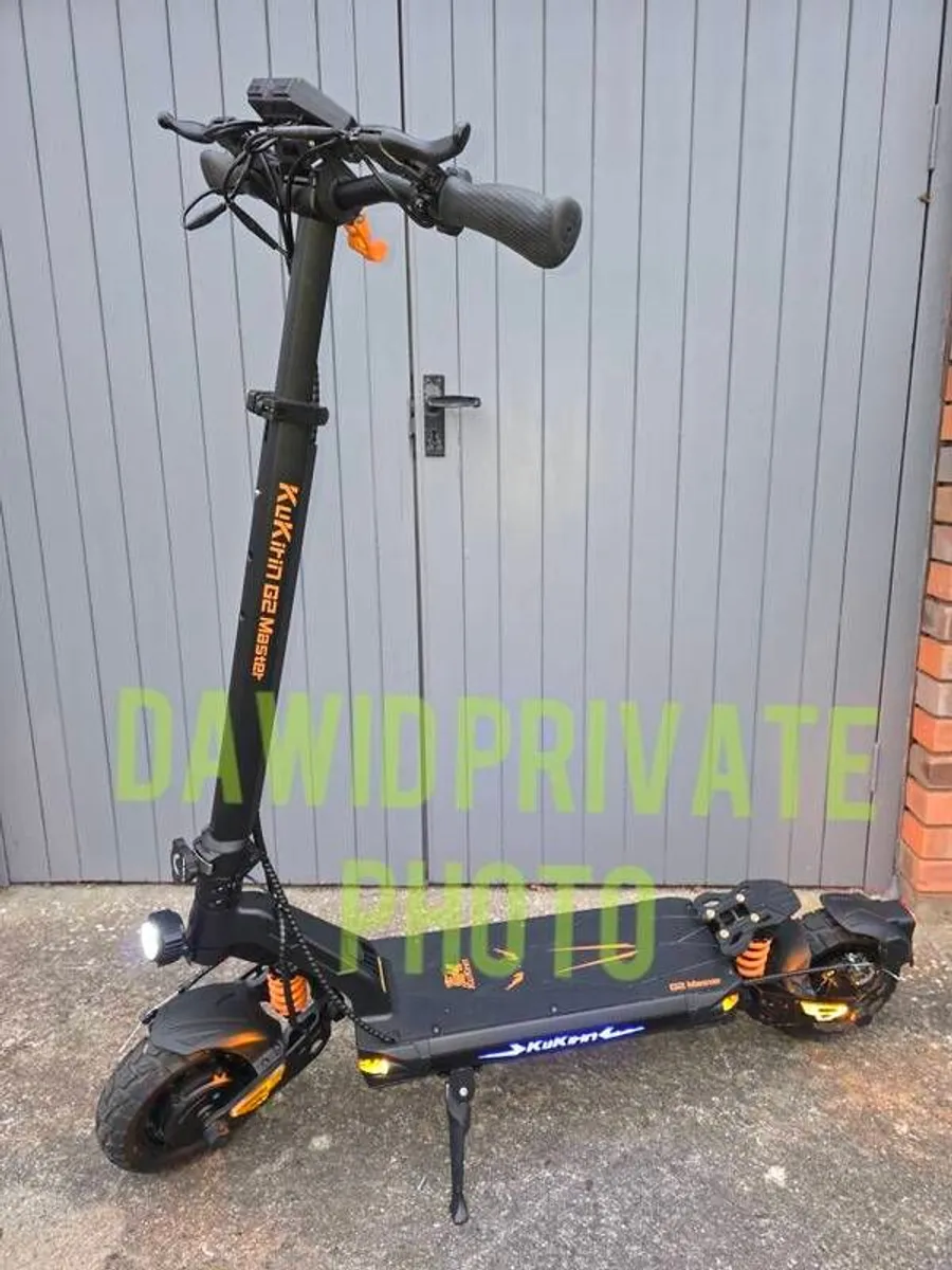 Electric scooter ,kukirin G2 Master,2024 version, 6 months warranty - Image 4