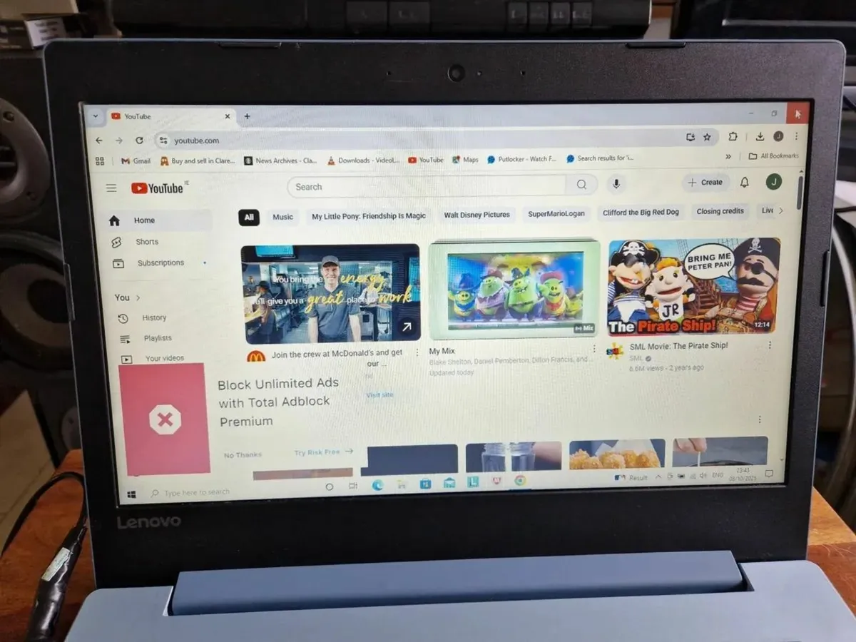 Lenovo Ideapad 320 Laptop, Light Blue, 1 TB HDD - Image 3