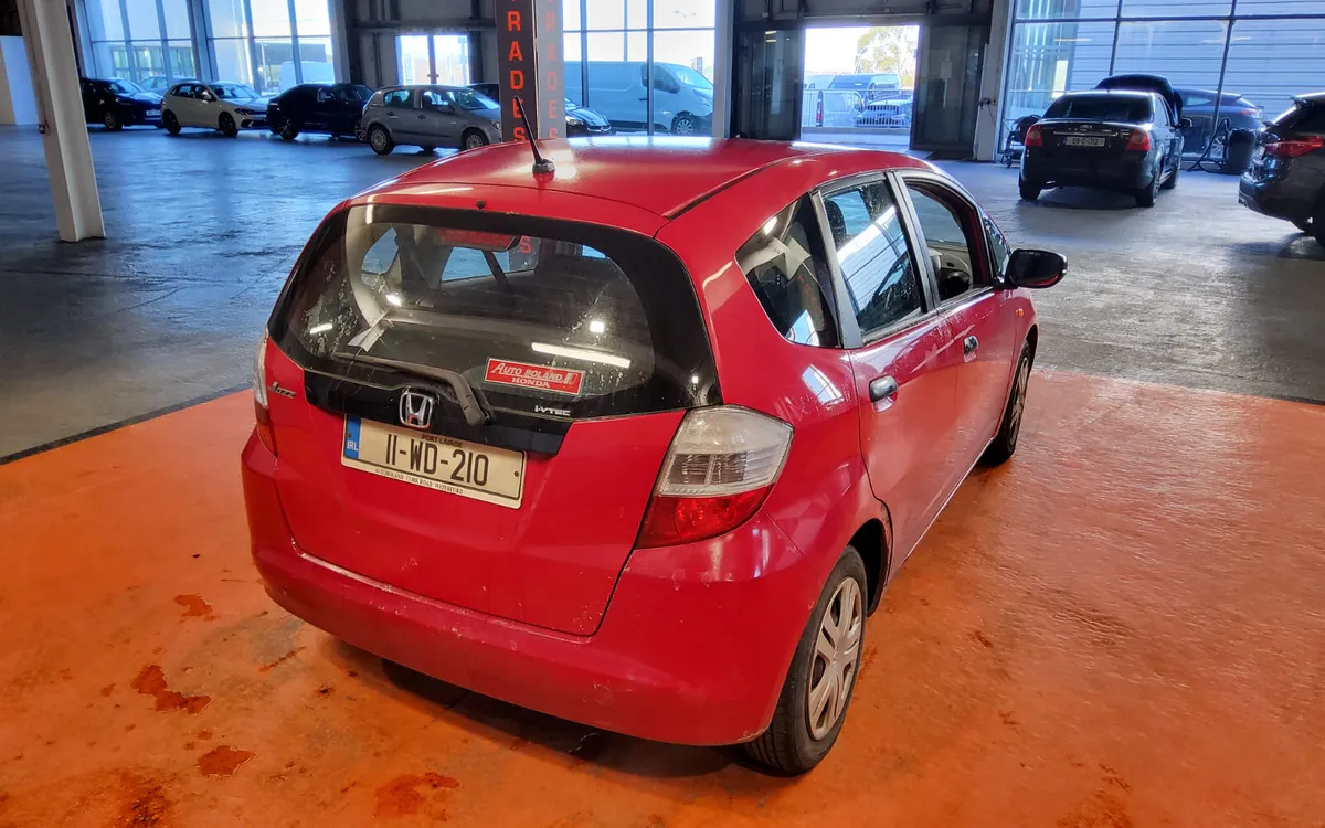 Honda Jazz 2011 - Image 4