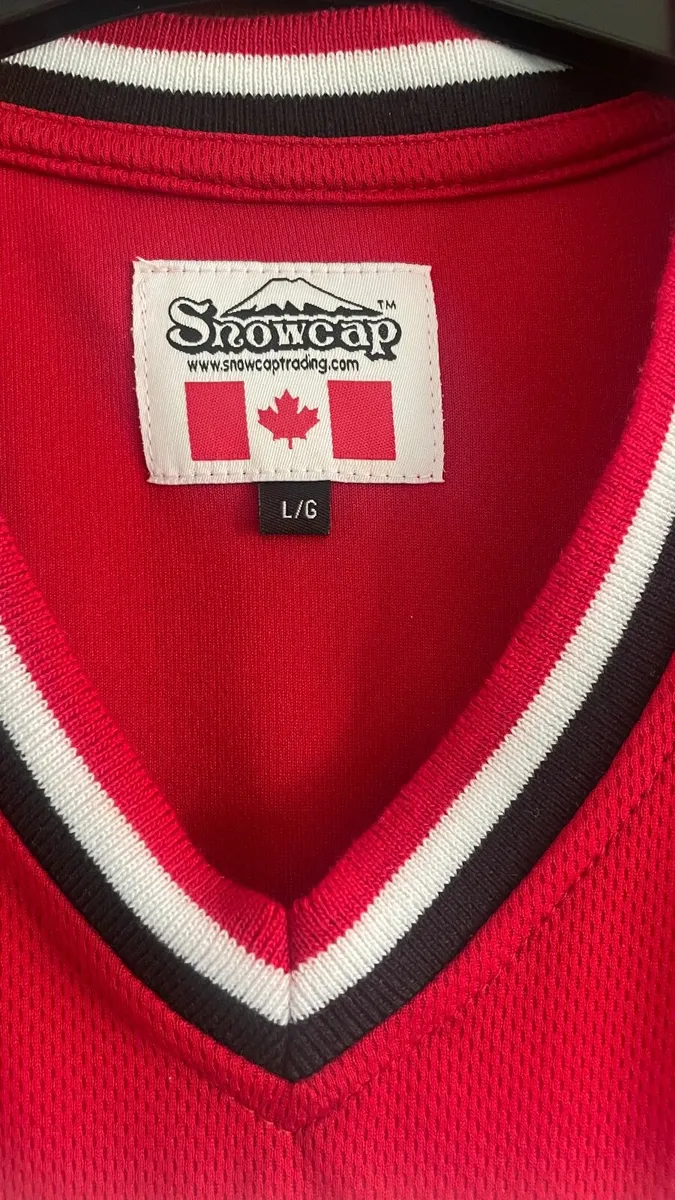 Canada top - Image 4