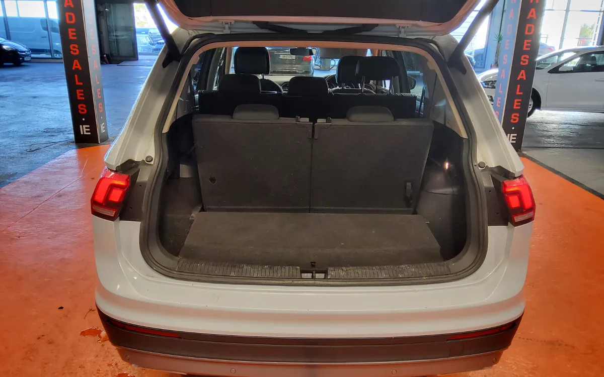 Volkswagen Tiguan 2018 - Image 4