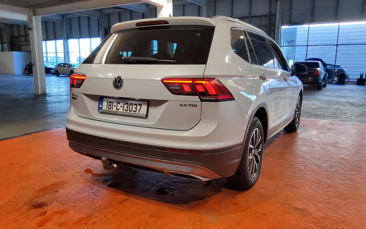 Volkswagen Tiguan 2018 - Image 3