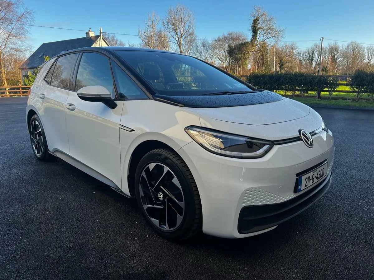 VW ID3 Pro Performance (204hp) High Spec- Low Km. - Image 1