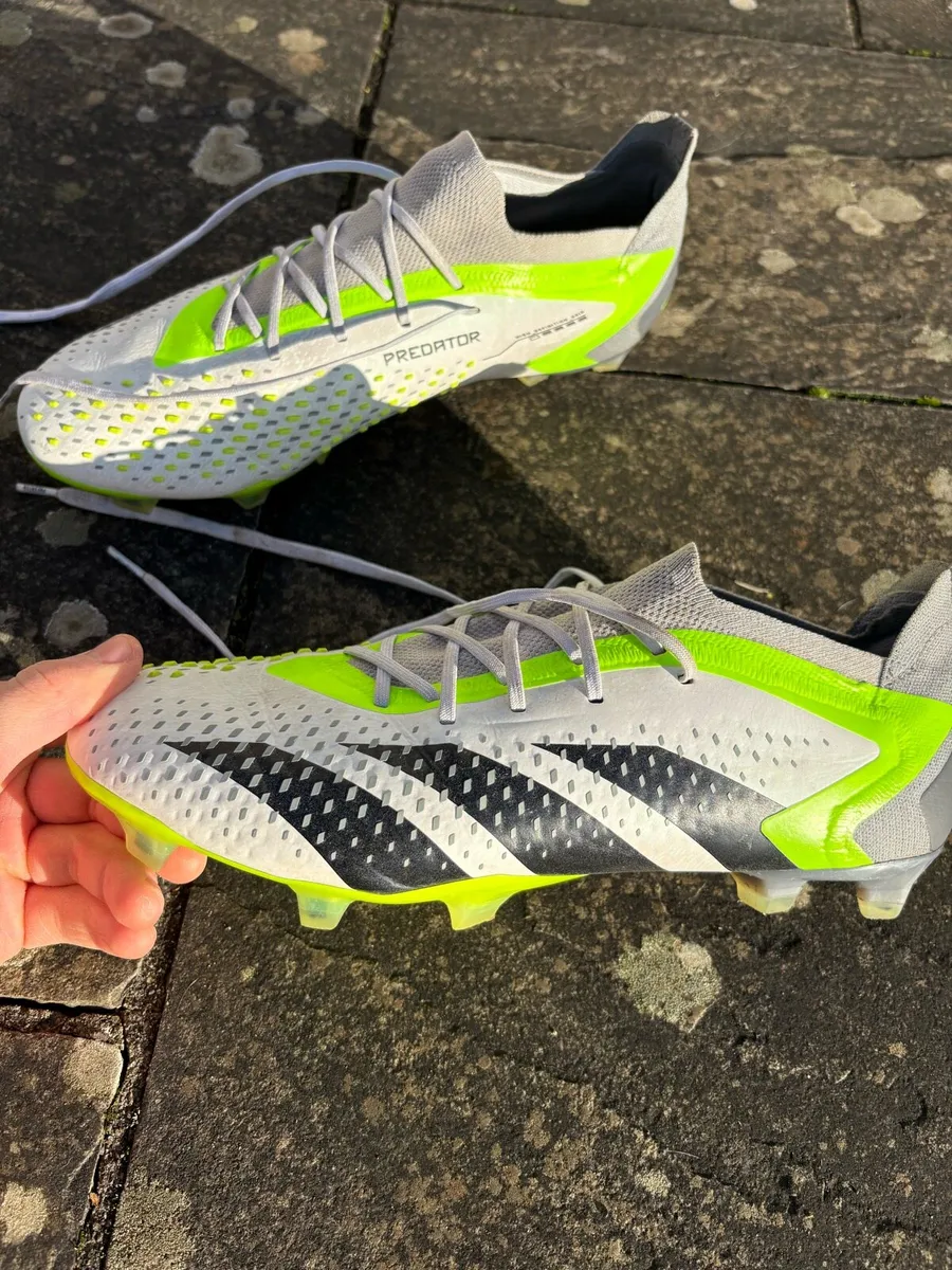 Adidas predator boots - Image 1