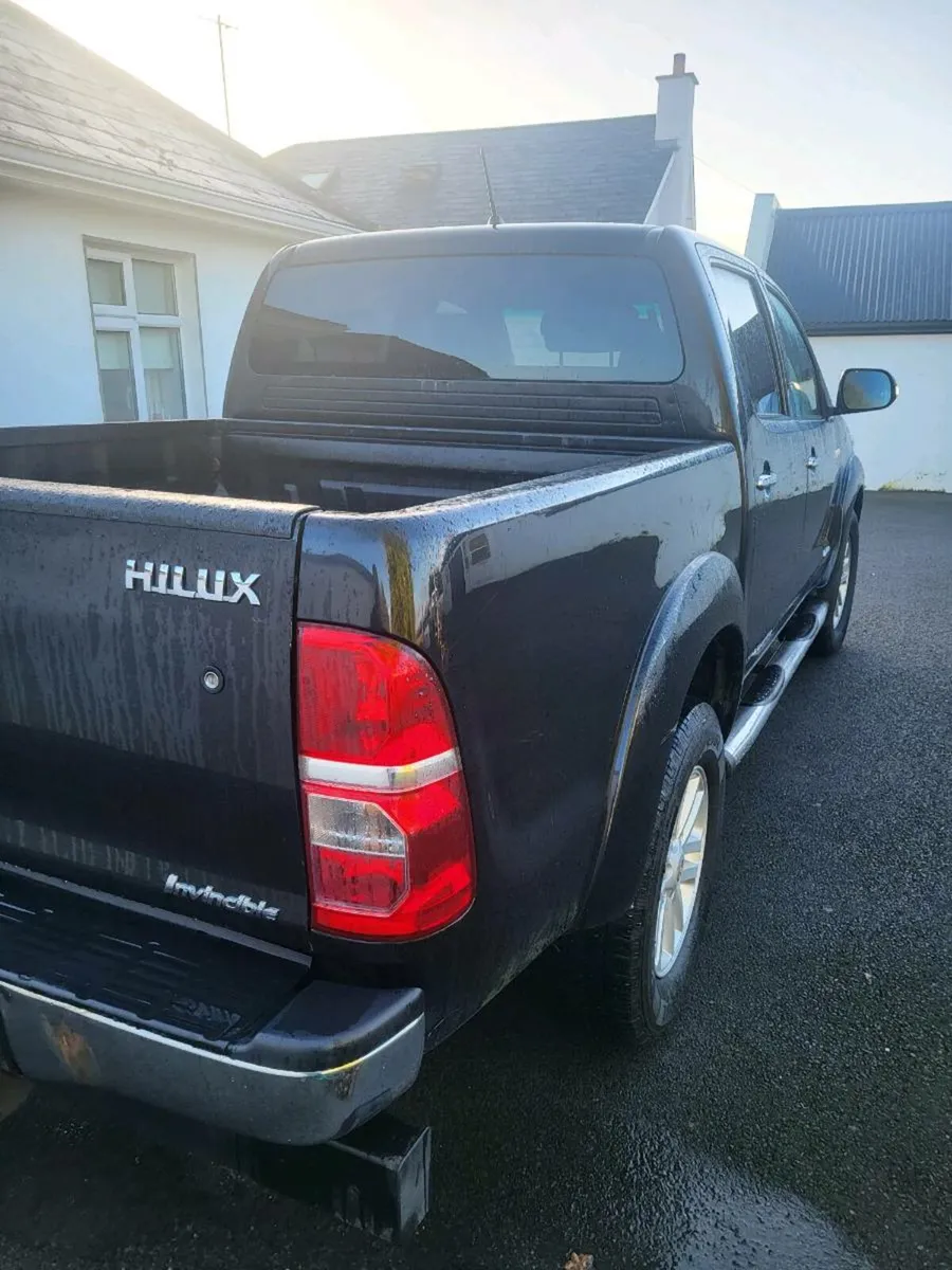 FOR SALE 2012 TOYOTA HILIX INVINCIBLE - Image 3