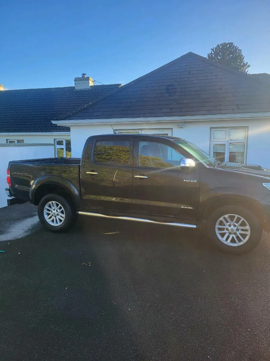 FOR SALE 2012 TOYOTA HILIX INVINCIBLE - Image 4