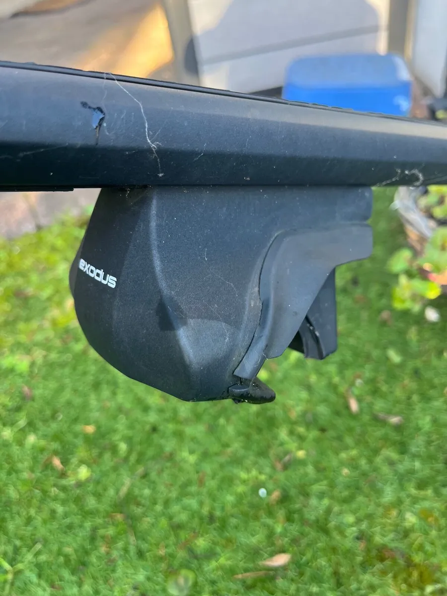 Thule ProRide Bike rack x 2 + Thule Wingbars - Image 2