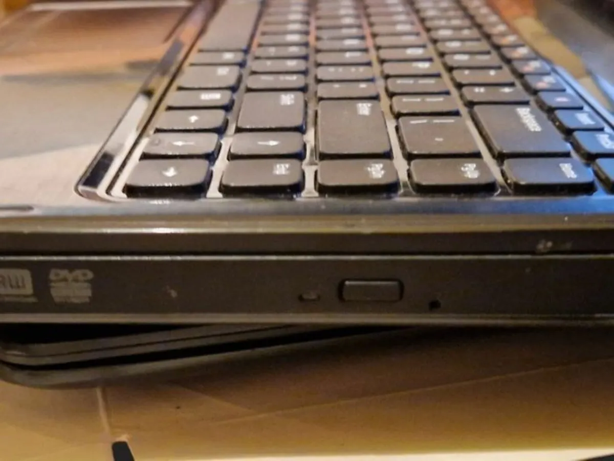 DELL Inspiron N4050 Laptop, i5-2450M 2.5GHz 4GB - Image 4