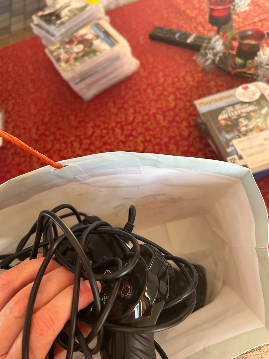 Play station - Image 3