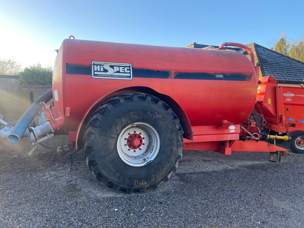 Slurry tanker - Image 1
