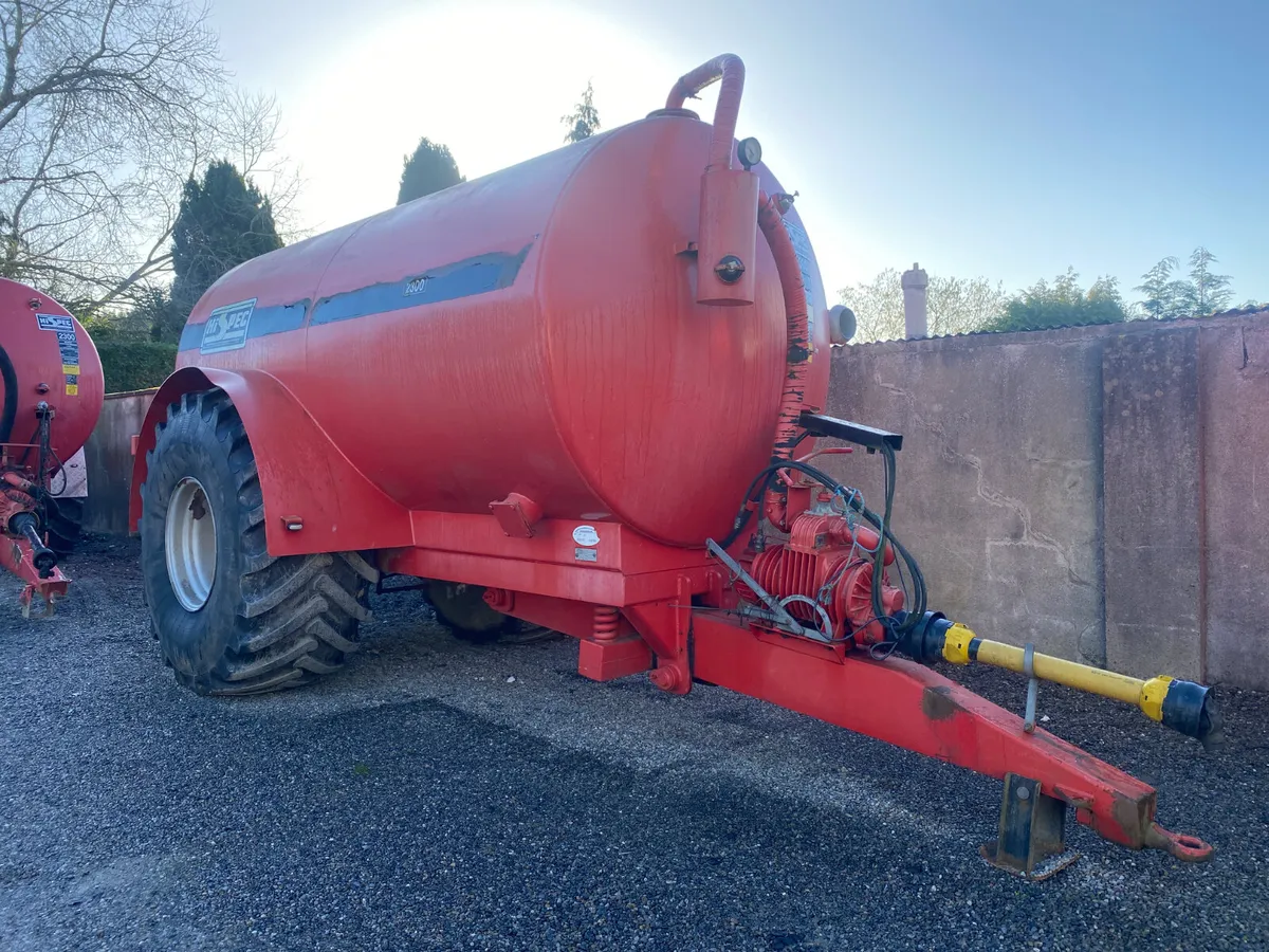 Slurry tanker - Image 2