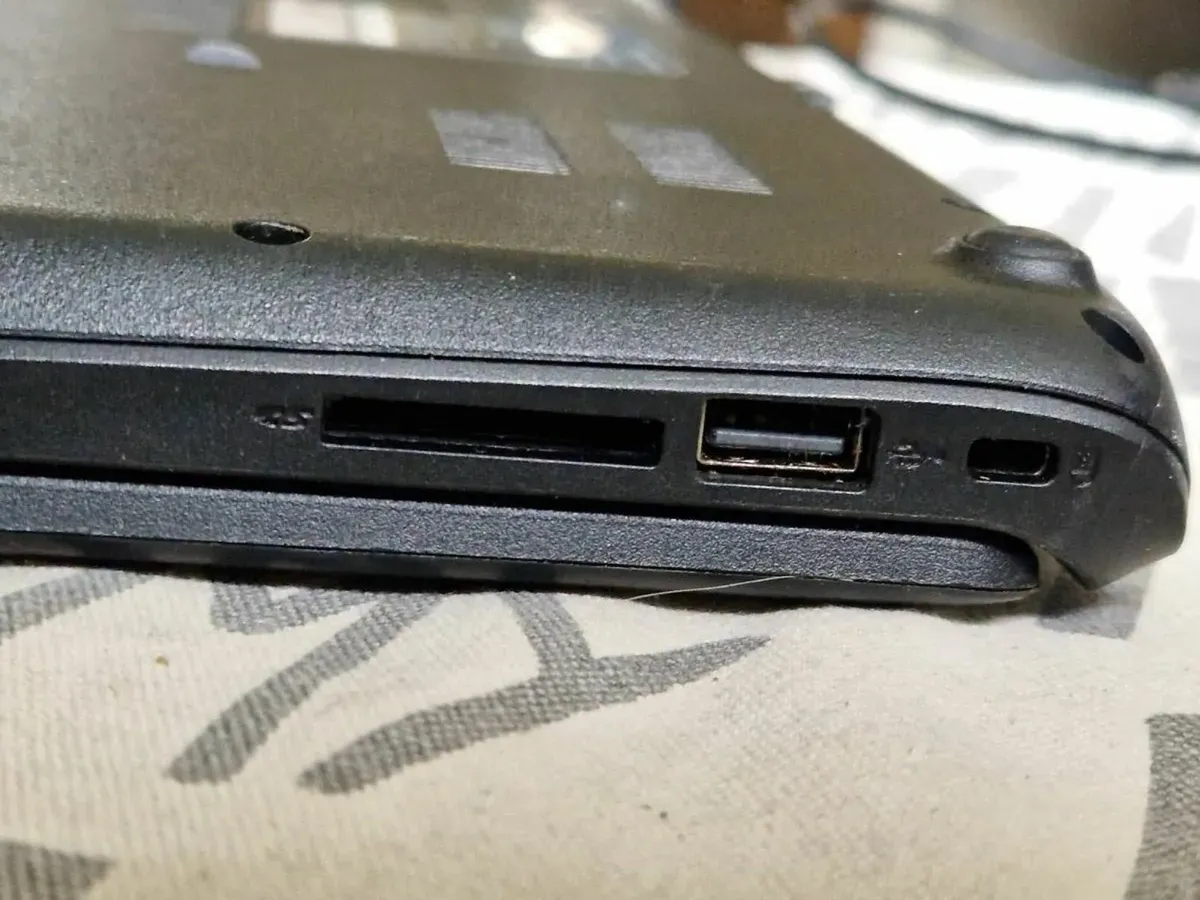 Packard Bell Laptop, EasyNote Z5WGM Intel Celeron - Image 4