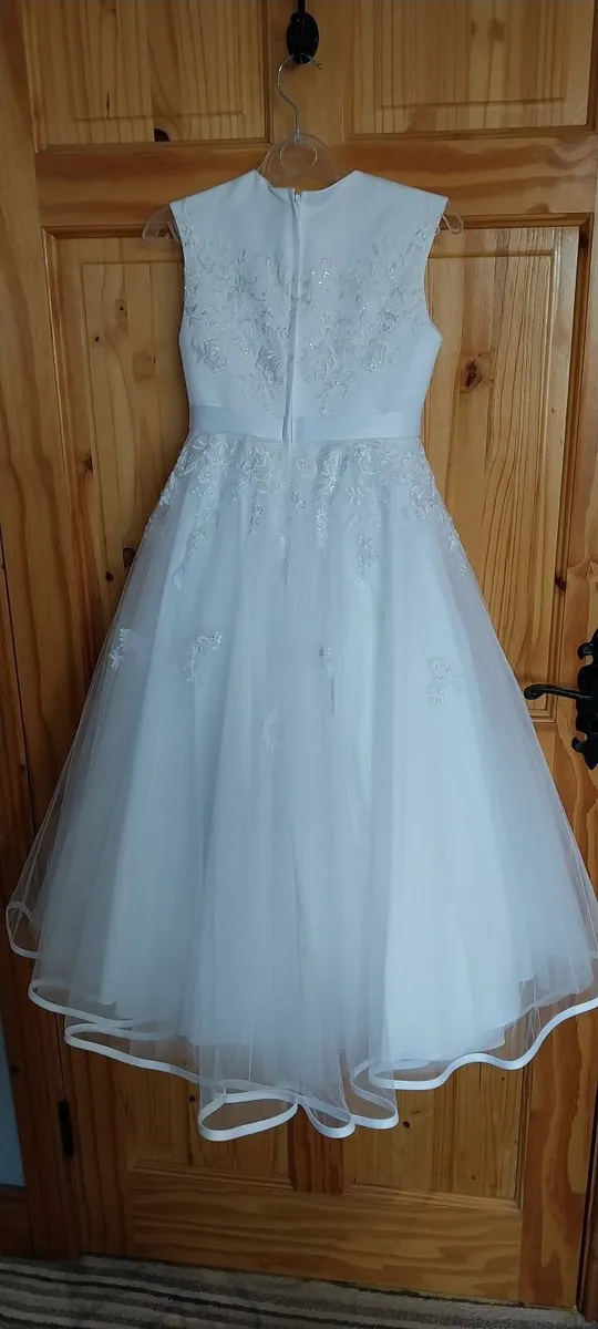 Communion dress - Image 2