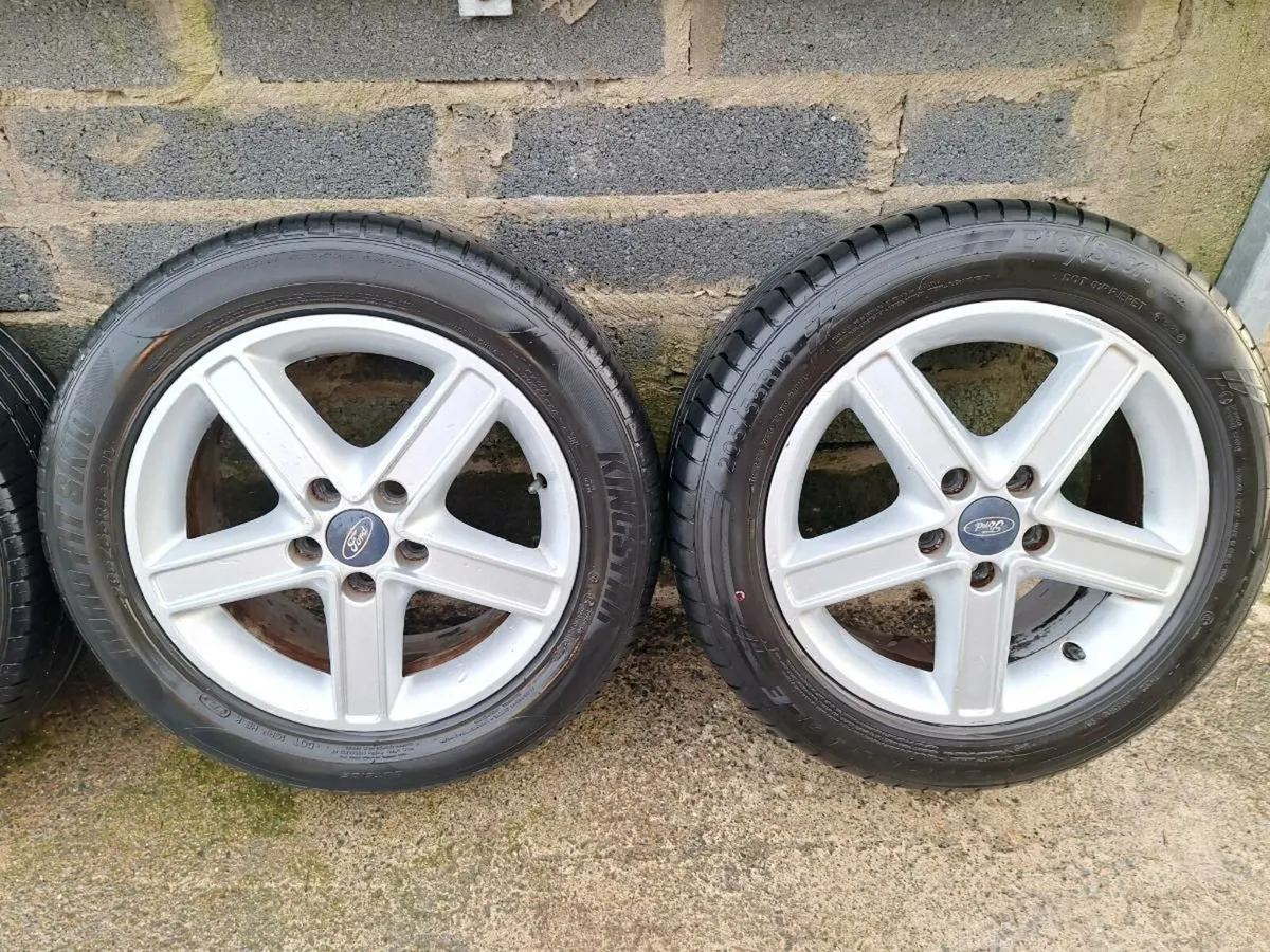 Ford Focus 16in Alloys - Image 2