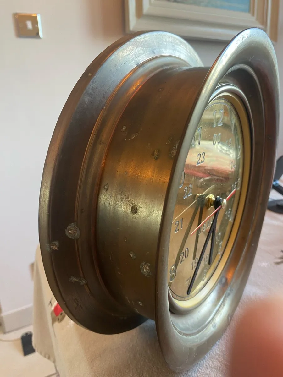 Rare Vintage US Navy Brass clock - Image 3