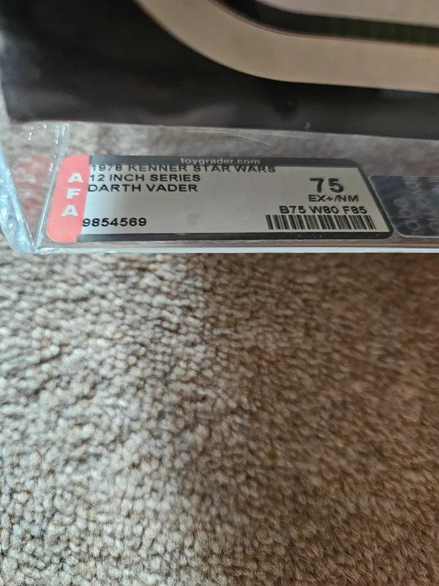 Vintage Star Wars 12" Darth Vader AFA75 - Image 3