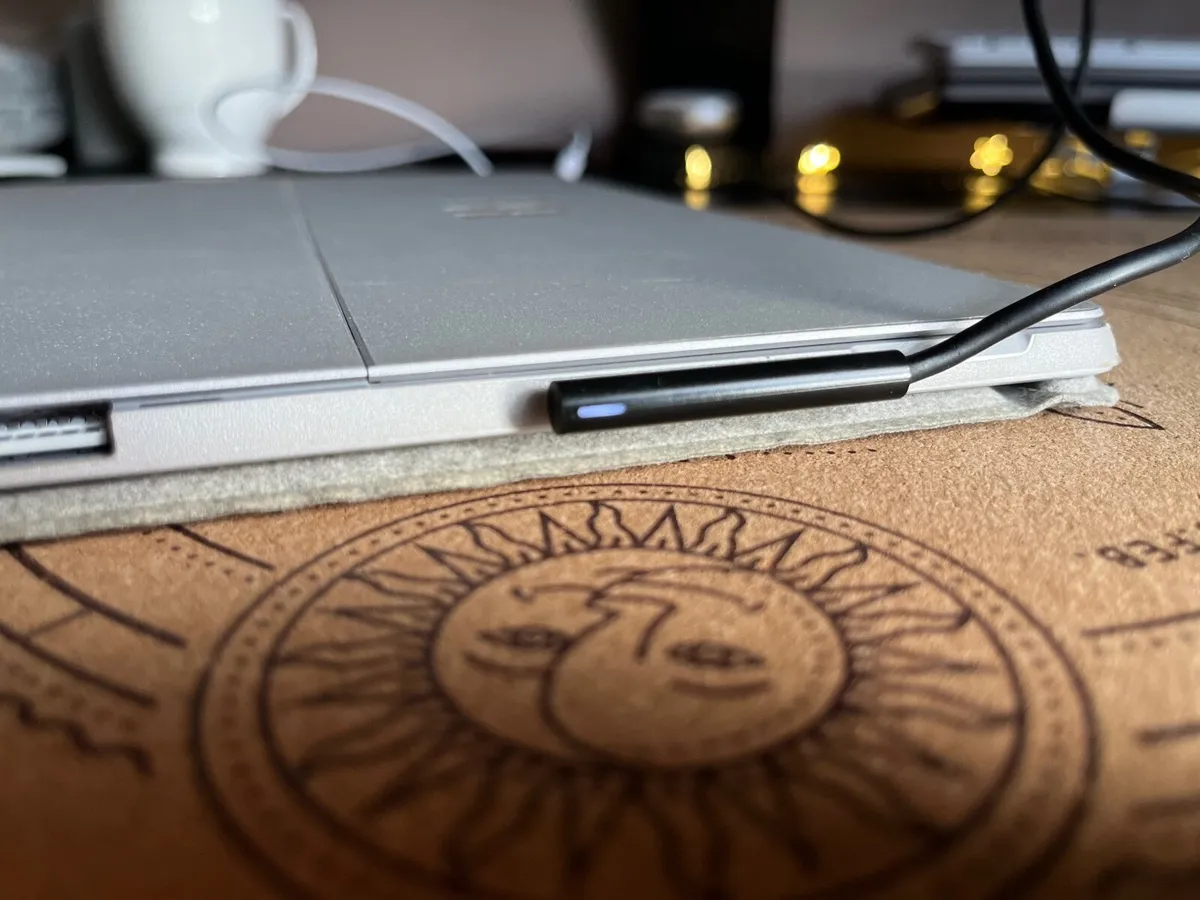 Surface Pro 7 i5 / 8GB / 128GB – Working - Image 4