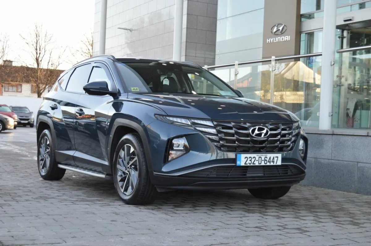 Hyundai Tucson 2WD Executive - Image 3