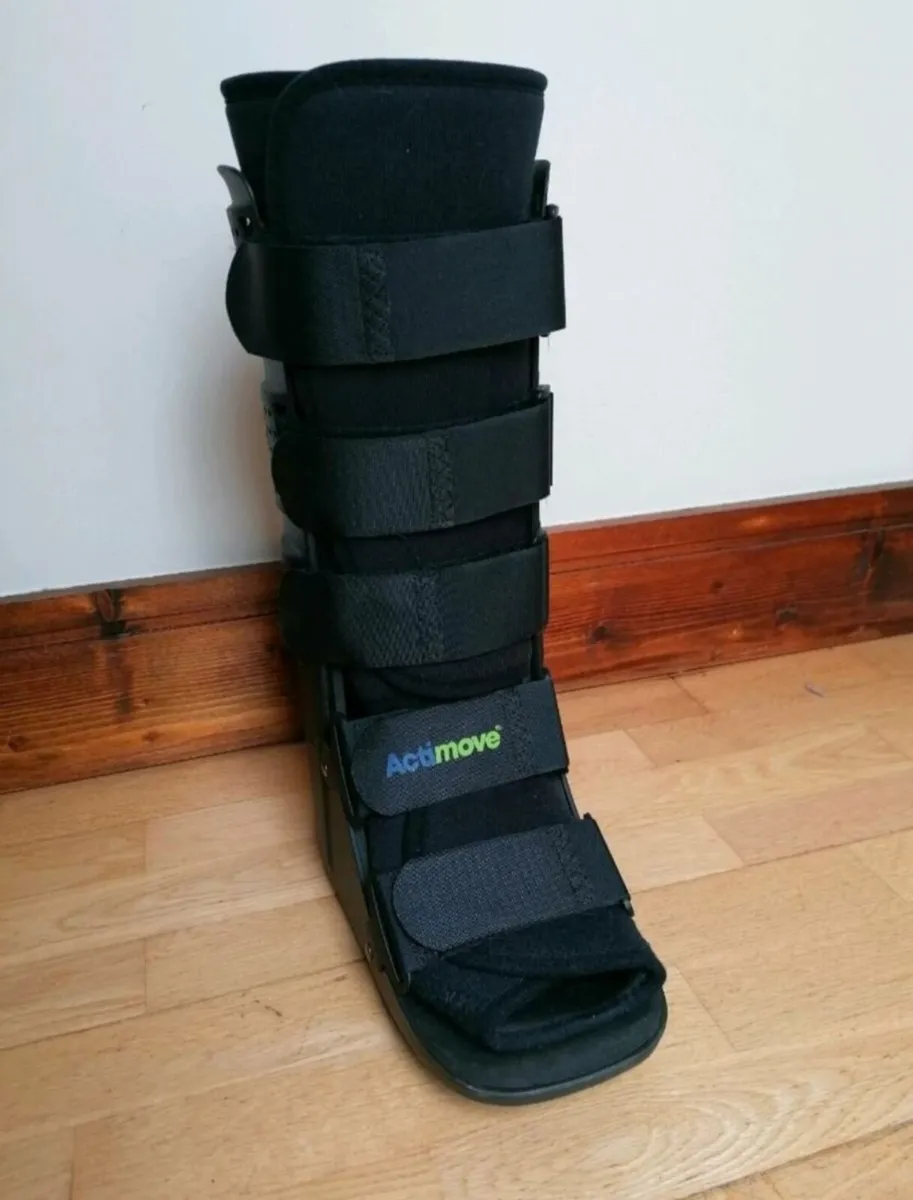 Medical Support Walking Boot - Image 3