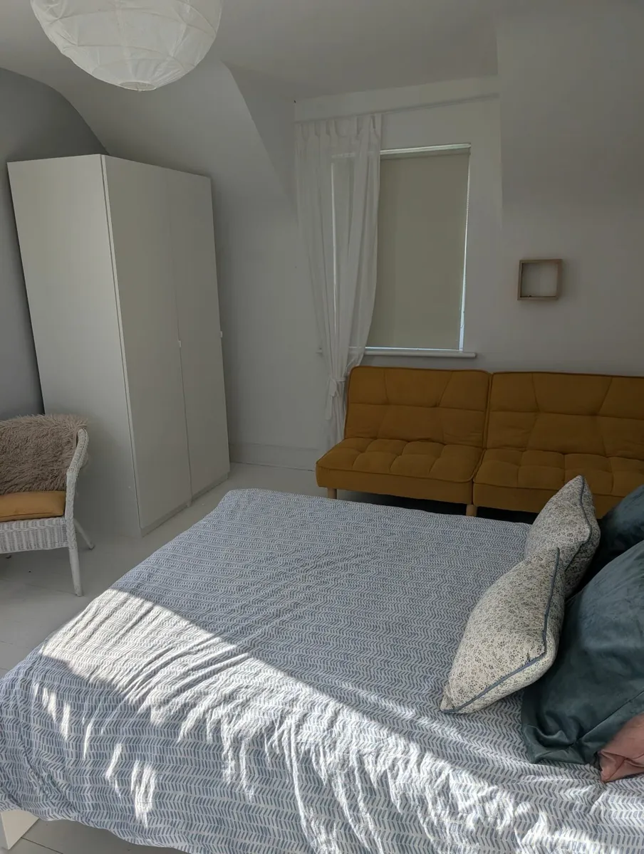 Bed, wardrobe, desk - Image 3