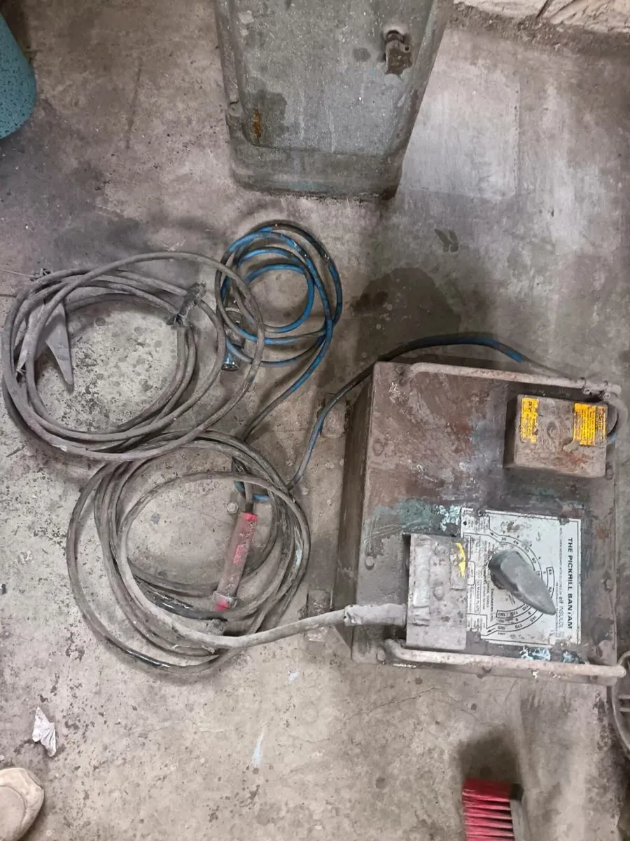 Oil cooled welder - Image 1