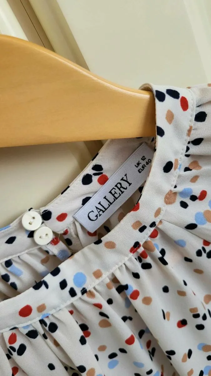 Blouse size 12 as new - Image 2