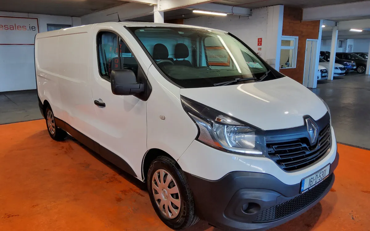 Renault Trafic 2016 - Image 1