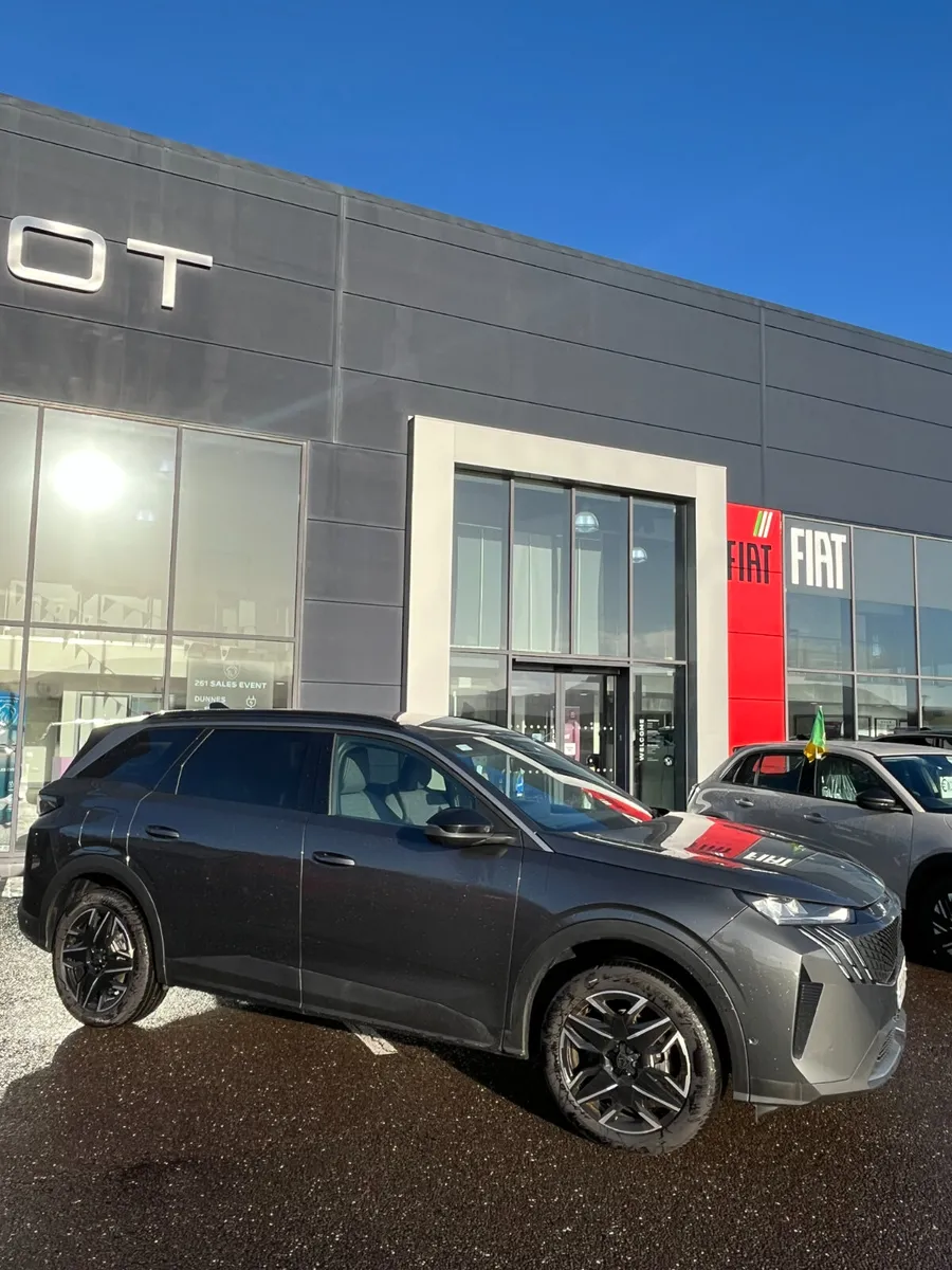 Peugeot 5008 2025 - Image 2