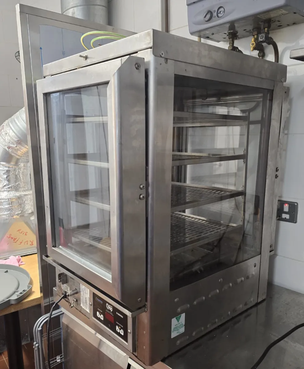 Winston Chicken Warmer - Image 1