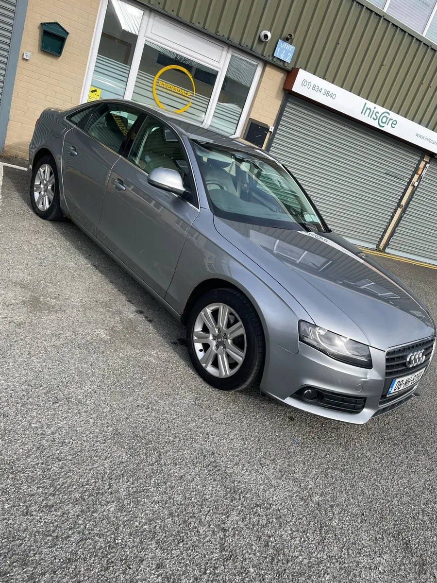 Audi A4 (not running) - Image 1