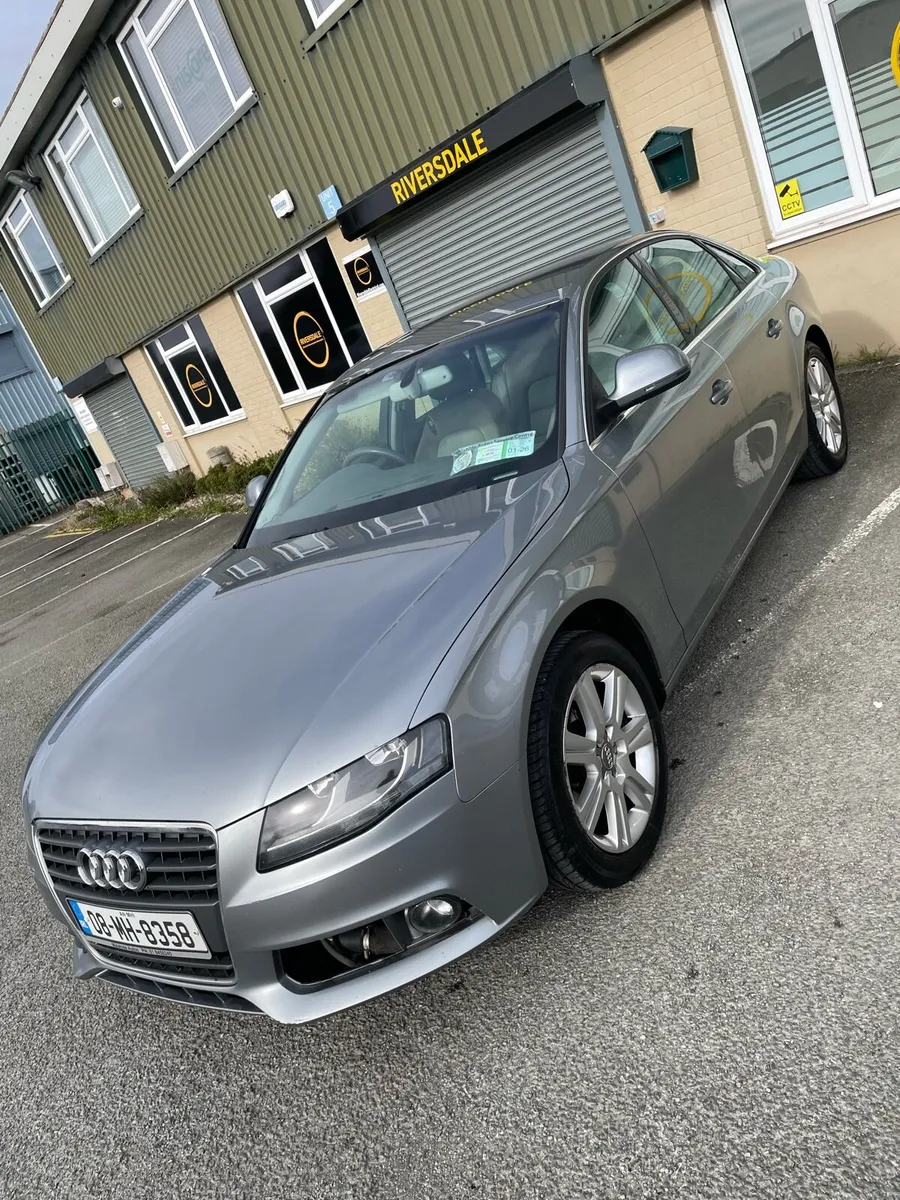Audi A4 (not running) - Image 2